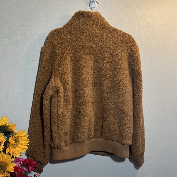 Free country sweater :) - Picture 6 of 6